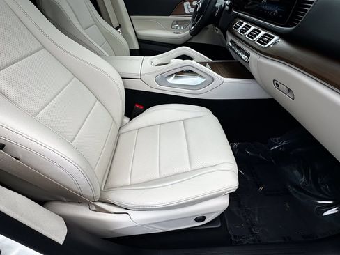 Certified 2026 Mercedes-Benz GLE 450e 4MATIC image 15