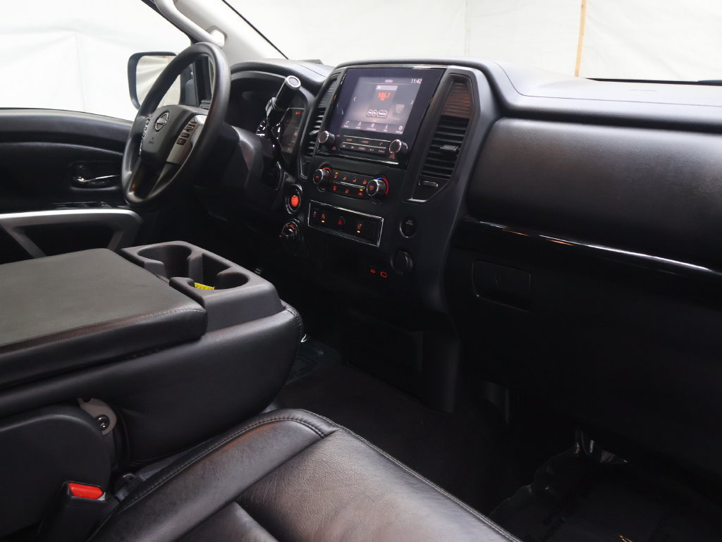 Used 2024 Nissan Titan SV w/ Accessory Utility Package AWD/4WD image 10