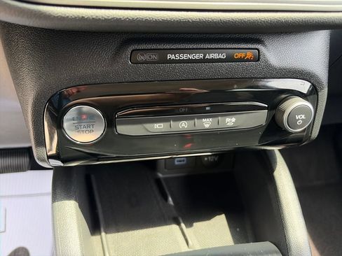 Used 2023 Ford Escape Active w/ Tech Pack #2 AWD/4WD image 20