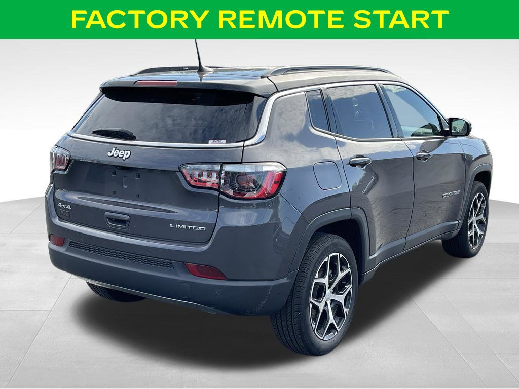 Used 2024 Jeep Compass Limited AWD/4WD image 9