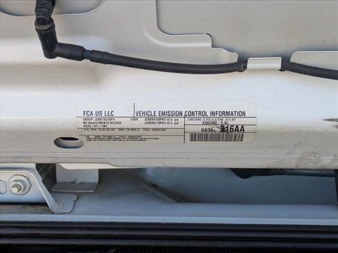 Used 2018 Jeep Wrangler Sport S image 21