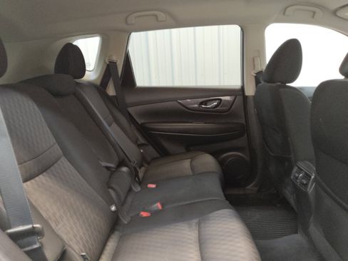 Used 2019 Nissan Rogue SV w/ Premium Package AWD/4WD image 19
