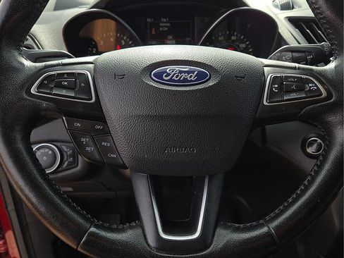 Used 2019 Ford Escape SEL image 31