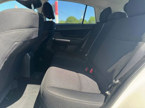 Used 2015 Subaru Crosstrek 2.0i Premium AWD/4WD image 10