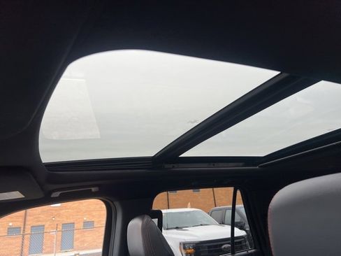 Certified 2022 Ford Expedition Limited image 20