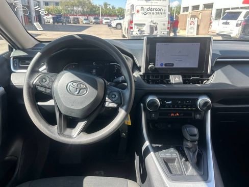 Used 2025 Toyota RAV4 LE FWD image 9
