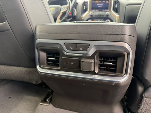 Used 2022 Chevrolet Silverado 2500 High Country AWD/4WD image 22