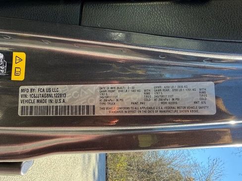 Used 2022 Jeep Gladiator Sport image 28