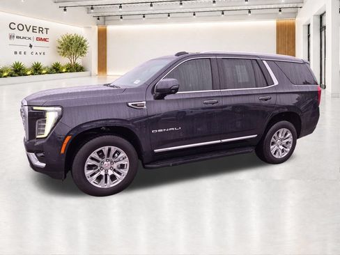 Certified 2025 GMC Yukon Denali RWD image 5