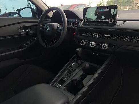 Used 2025 Honda Accord SE image 16