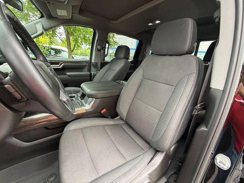 Used 2025 Chevrolet Silverado 1500 RST w/ Redline Edition AWD/4WD image 25