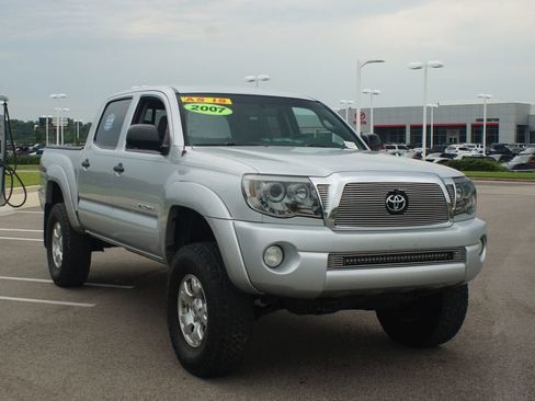Used 2007 Toyota Tacoma 4x4 Double Cab image 2