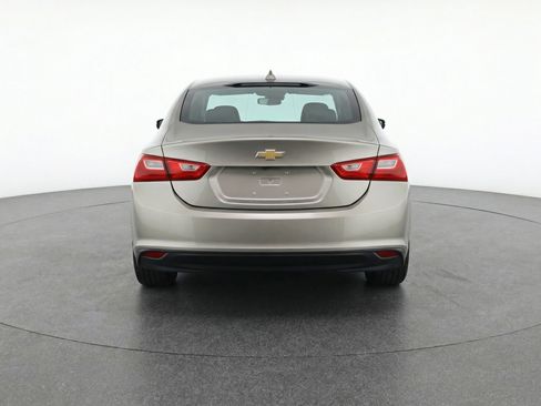 Used 2024 Chevrolet Malibu LT FWD image 7