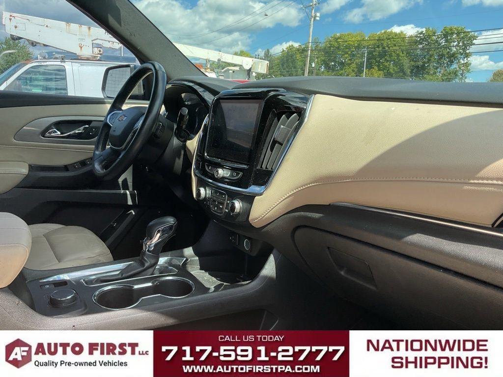 Used 2023 Chevrolet Traverse LT w/ LT Premium Package AWD/4WD image 20