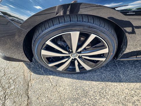 Certified 2022 Nissan Altima 2.5 SR FWD image 32