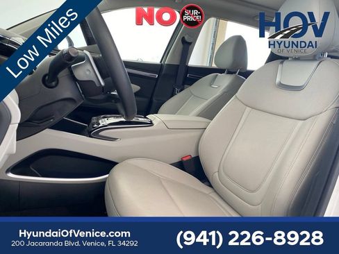 Certified 2024 Hyundai Tucson Limited FWD image 25
