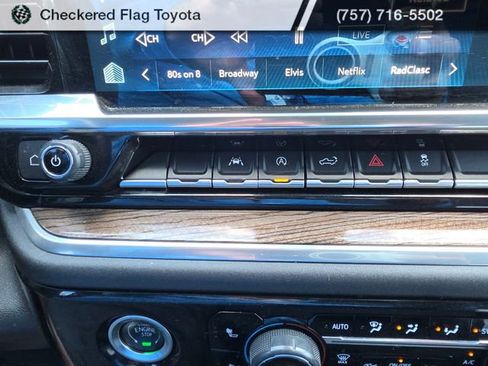 Used 2023 Chevrolet Silverado 1500 LT image 19