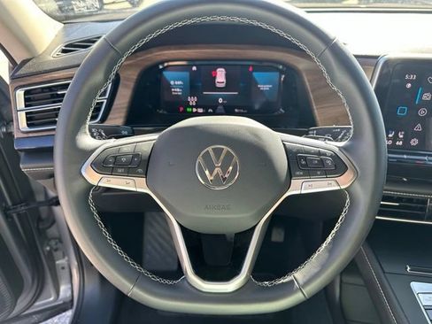 Used 2026 Volkswagen Atlas SE AWD/4WD image 25