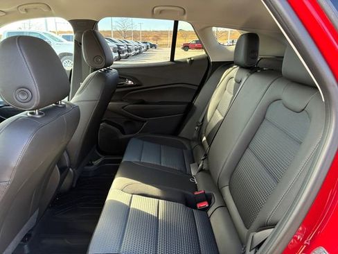 New 2026 Chevrolet Trax LT w/ Driver Confidence Package image 17