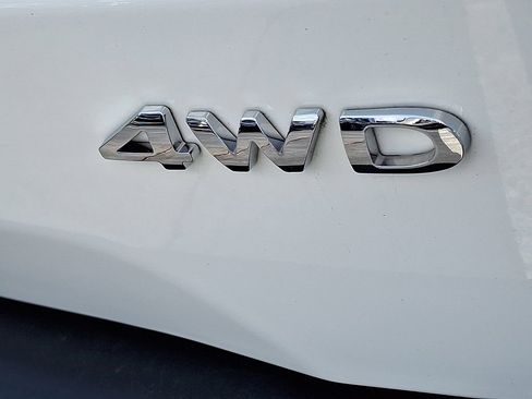 Certified 2022 Ford EcoSport S image 30