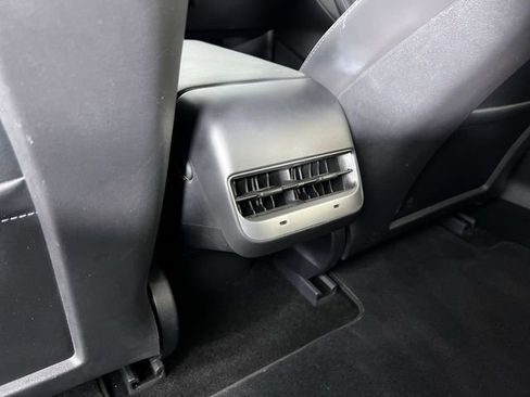 Used 2022 Tesla Model 3 Performance image 21