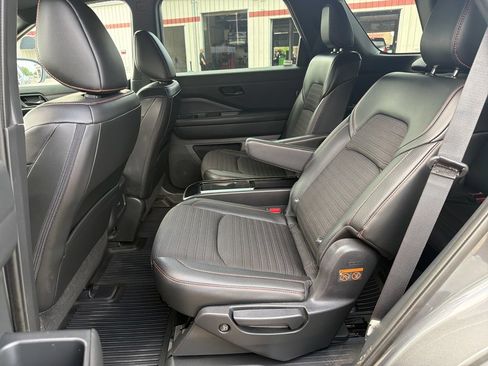 Used 2023 Nissan Pathfinder Rock Creek AWD/4WD image 15