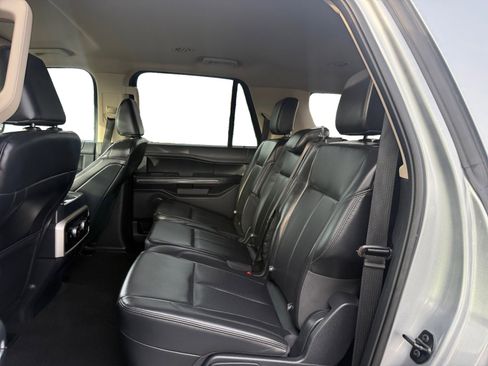 Certified 2024 Ford Expedition Max XLT image 16