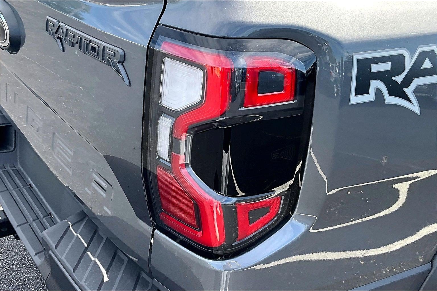 Used 2025 Ford Ranger Raptor AWD/4WD image 28