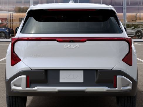 New 2027 Kia Seltos EX FWD image 13