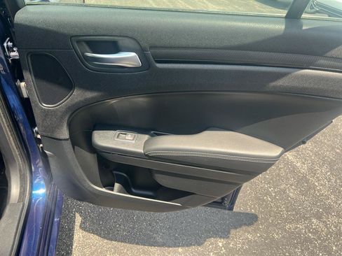 Used 2015 Chrysler 300 S w/ 300S Premium Group AWD/4WD image 20