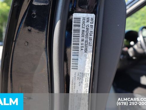 Used 2025 Dodge Durango GT RWD image 37