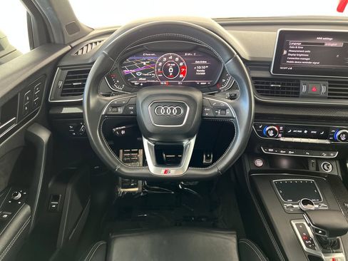 Used 2019 Audi SQ5 Premium Plus w/ Premium Plus Package AWD/4WD image 15