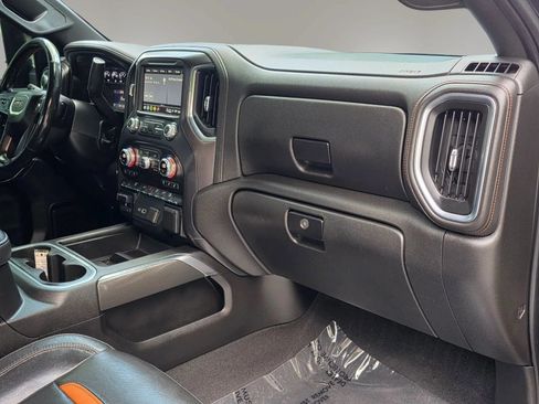 Used 2022 GMC Sierra 2500 AT4 w/ Gooseneck/5TH Wheel Package AWD/4WD image 34