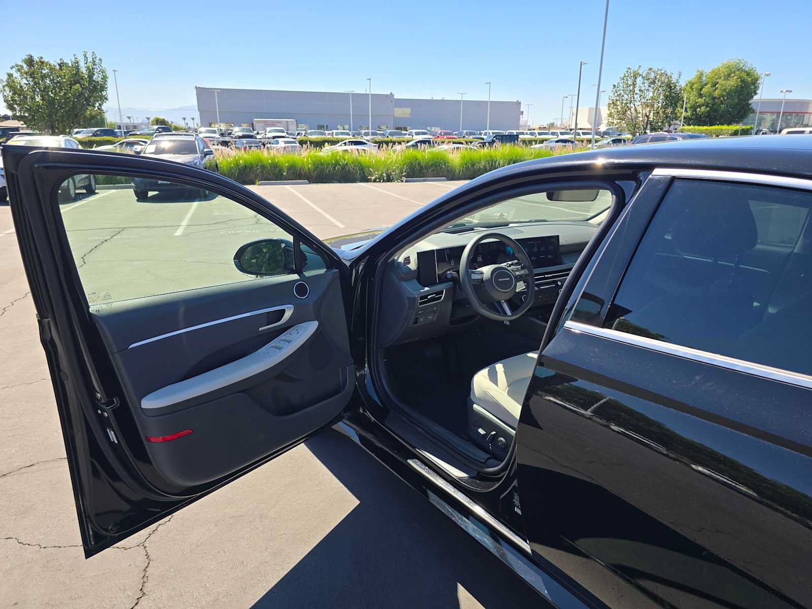 Used 2025 Hyundai Sonata SEL FWD image 19