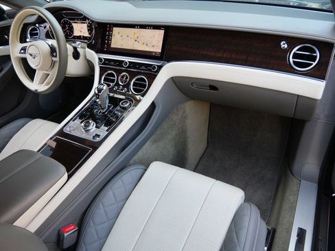 Used 2022 Bentley Continental GT AWD/4WD image 2