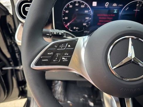 New 2025 Mercedes-Benz GLC 350e 4MATIC image 13