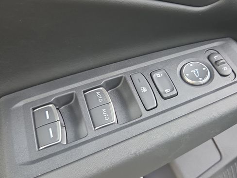 New 2025 Honda Accord EX-L image 25