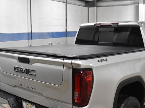 Used 2021 GMC Sierra 1500 SLT w/ SLT Convenience Package image 28