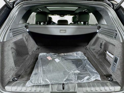 Used 2025 Land Rover Range Rover Sport SE image 26