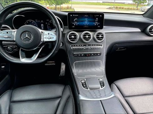 Used 2022 Mercedes-Benz GLC 300 image 19