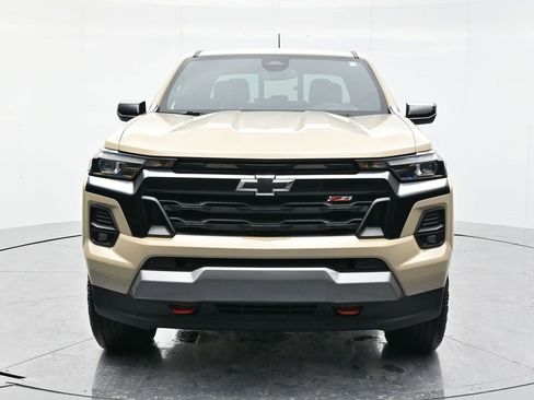 Used 2023 Chevrolet Colorado Z71 w/ Z71 Convenience Package 2 image 2
