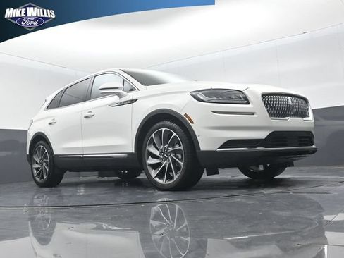 Used 2021 Lincoln Nautilus Reserve w/ Equipment Group 201A FWD image 17