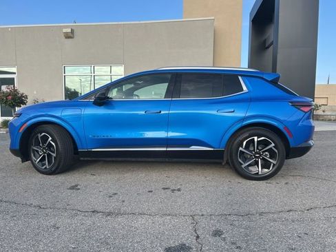 Used 2025 Chevrolet Equinox EV LT w/ LPO, Blackout Package image 6