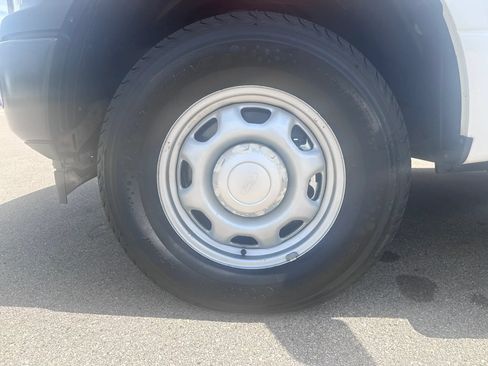 Used 2018 Ford F150 XL w/ Equipment Group 101A Mid AWD/4WD image 17