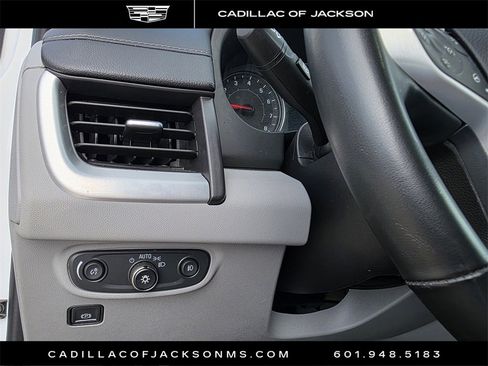 Used 2024 GMC Terrain SLT image 24