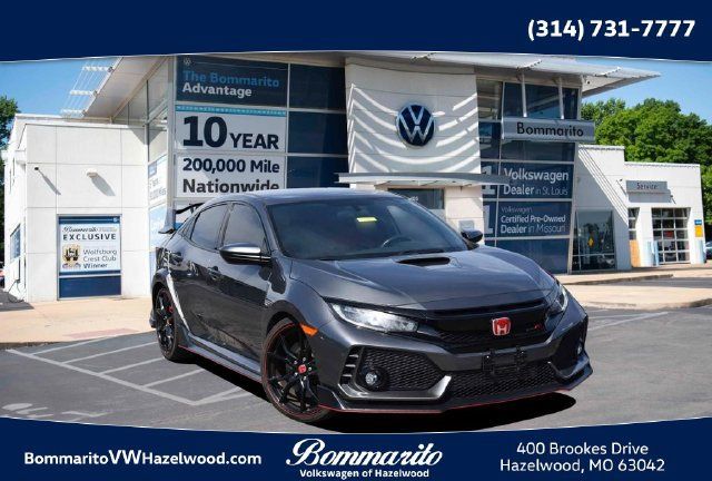 Used 2017 Honda Civic Type R image 1