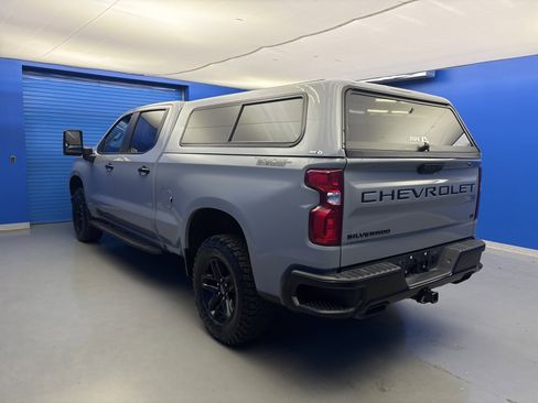 Used 2024 Chevrolet Silverado 1500 LT Trail Boss w/ Convenience Package II AWD/4WD image 5