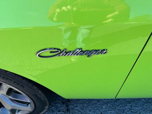 Used 2015 Dodge Challenger R/T Plus image 25