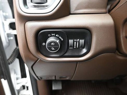 Used 2026 RAM 3500 Laramie w/ Towing Technology Group AWD/4WD image 10