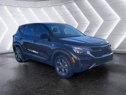 Used 2024 Kia Seltos LX